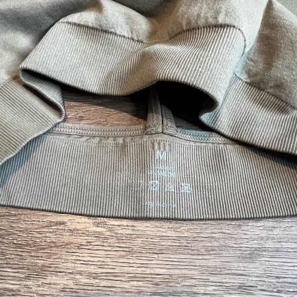 NVGTN Women's Beige Strappy Sports Bra - Picture 3 of 3